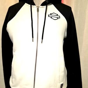 Ladies Harley Davidson zip up hoodie size medium
